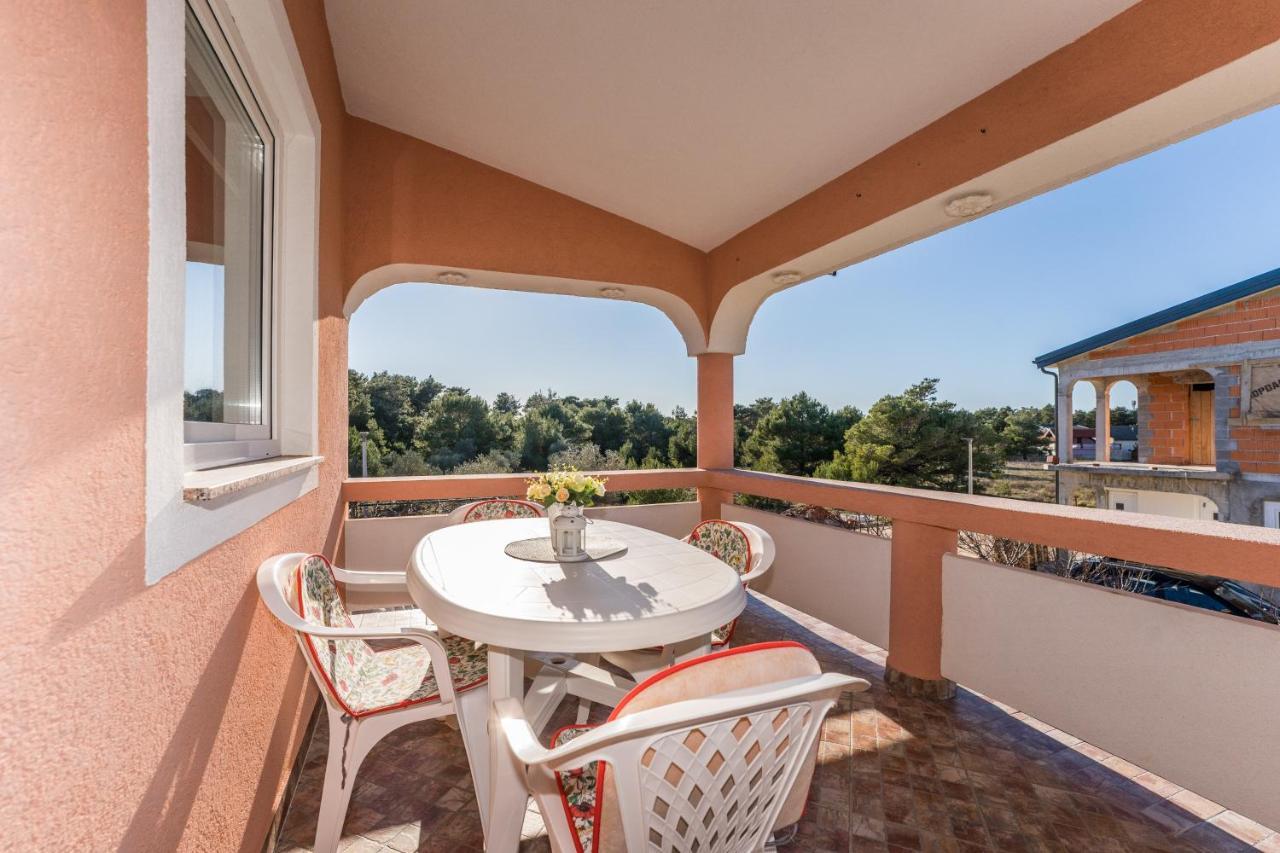 Apartment Zarko Vir